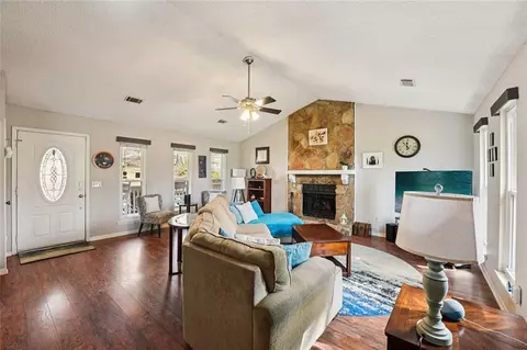 4128 Buckingham Pl, Duluth, GA 30096 photo 9