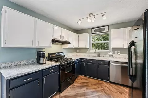 4128 Buckingham Pl, Duluth, GA 30096 photo 17