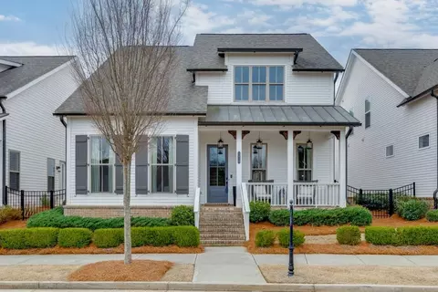 3820 White St, Suwanee, GA 30024