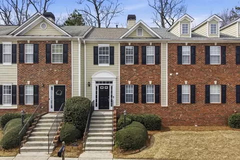 5990 Eagle Tiff Ln, Sugar Hill, GA 30518
