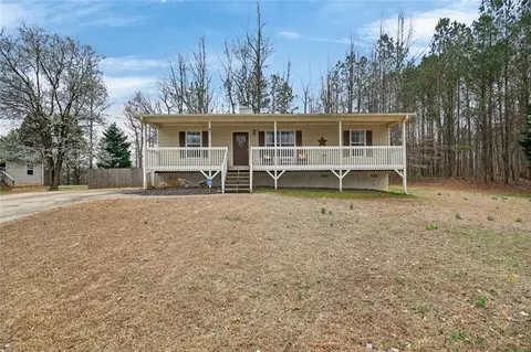 41 Canter Ln, Dallas, GA 30157