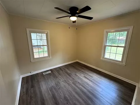 Bedroom - 121 Hunt Dr NE, Calhoun, GA 30701 photo 6 of 9