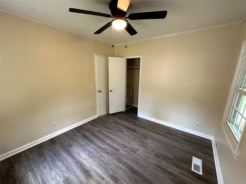 Bedroom - 121 Hunt Dr NE, Calhoun, GA 30701 photo 7 of 9