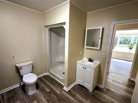 Bath - 121 Hunt Dr NE, Calhoun, GA 30701 photo 1 of 2