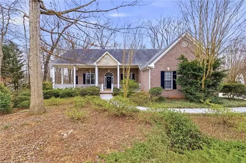 196 Melvin Dr, Jefferson, GA 30549