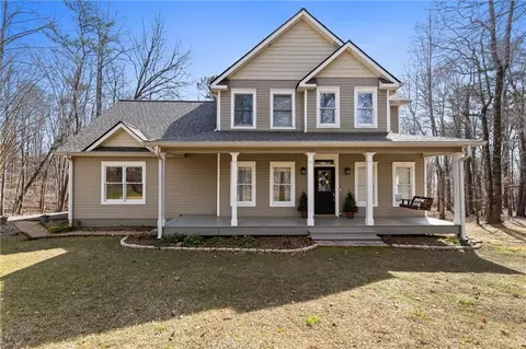 123 Sweetbriar Dr, Jasper, GA 30143