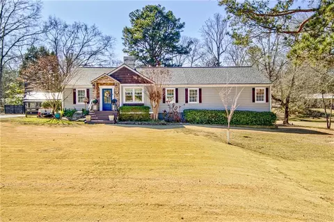 520 Toombs St, Palmetto, GA 30268