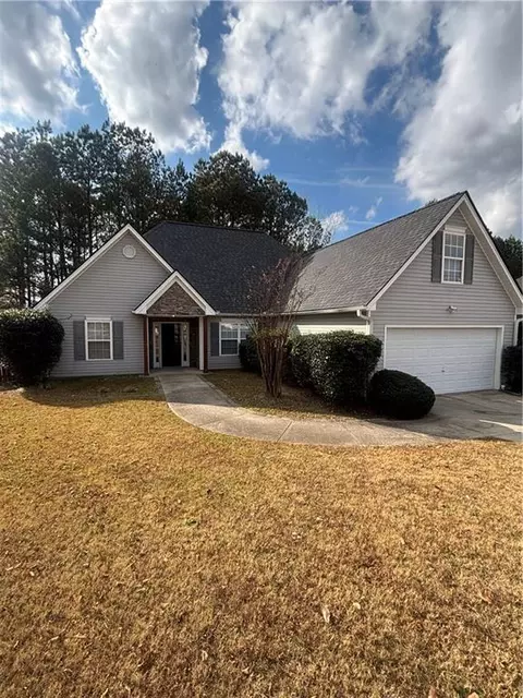 808 Tucker Trl, Loganville, GA 30052