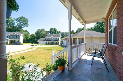 Exterior - 10997 Big Sky Dr, Hampton, GA 30228 photo 3 of 3
