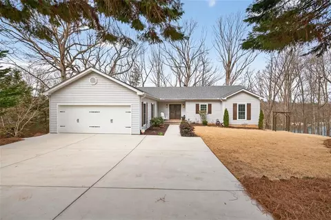 7223 Flowery Branch Rd, Cumming, GA 30041