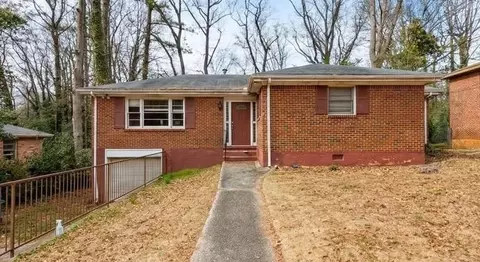 2725 Rollingwood Ln SE, Atlanta, GA 30316