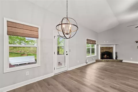 65 Academy St, Pendergrass, GA 30567 photo 11