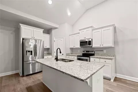 65 Academy St, Pendergrass, GA 30567 photo 7