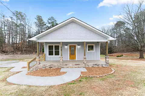 4147 Perry Dr, Gainesville, GA 30506