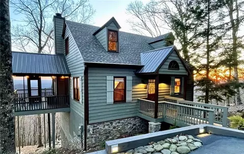 524 Sanderlin Mtn Dr, Jasper, GA 30143