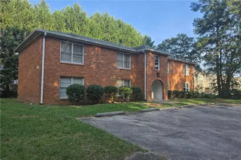 6682 Chupp Rd, Lithonia, GA 30058