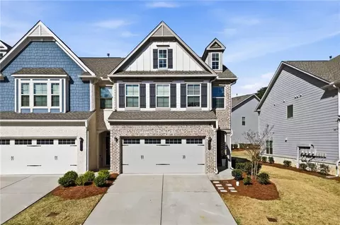 2160 Lanier Harbor Pt, Buford, GA 30518