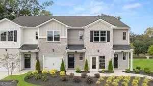 5009 Oakwood Rd, Stone Mountain, GA 30088