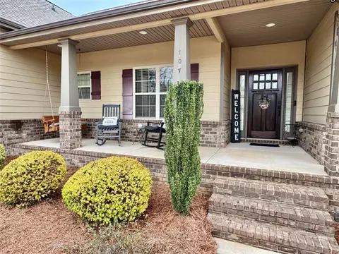 107 Feather Ln, Jackson, GA 30233 photo 4