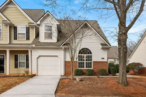 2365 Suwanee Pointe Dr, Lawrenceville, GA 30043