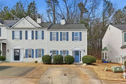 148 Timber Gate Dr, Lawrenceville, GA 30045