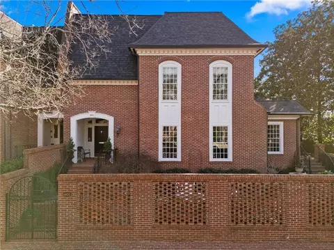 601 Townsend Pl NW, Atlanta, GA 30327