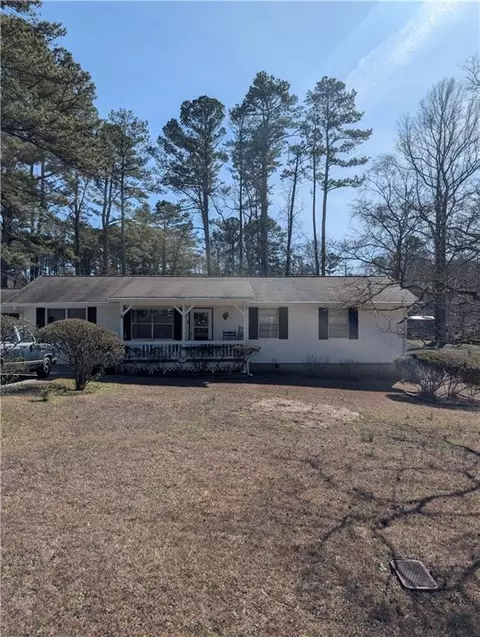 640 Maple Dr, Riverdale, GA 30274