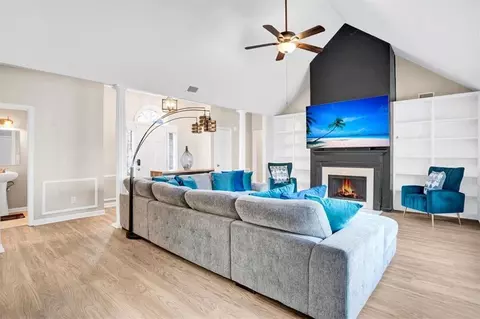 752 Stone Breeze Ln, Stone Mountain, GA 30087