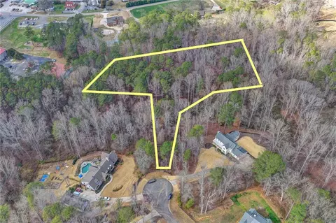 128 Long Shadows Dr, Alpharetta, GA 30004