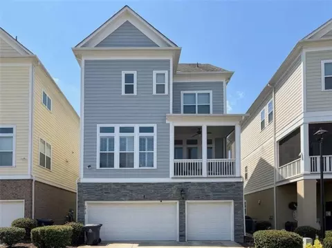 5015 Century Cir, Roswell, GA 30076