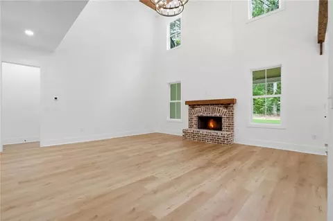Living - 4013 Jersey Covington Rd, Covington, GA 30014 photo 3 of 5