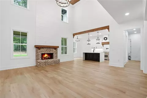 Living - 4013 Jersey Covington Rd, Covington, GA 30014 photo 1 of 5