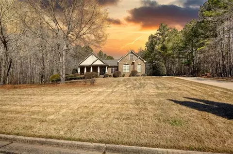 100 Oak Forest Dr, Oxford, GA 30054