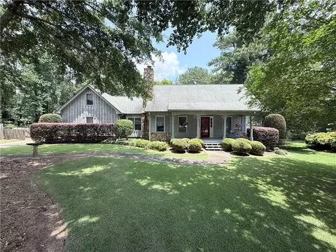 958 Sweet Briar Trl SE, Conyers, GA 30094