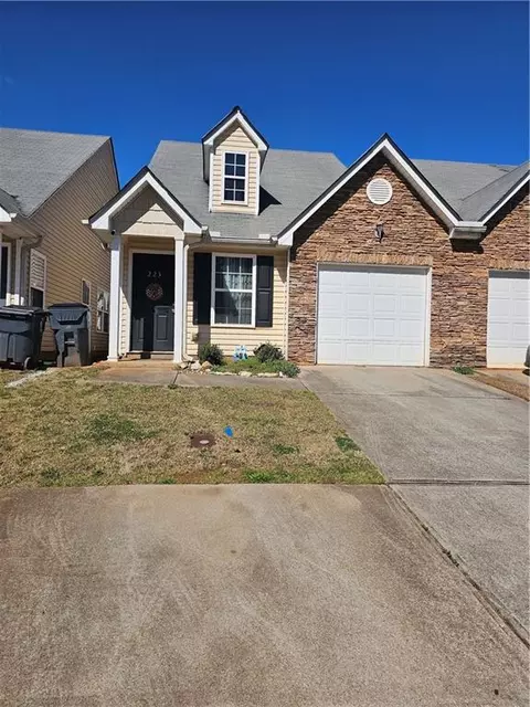 223 Alton Cir, Villa Rica, GA 30180