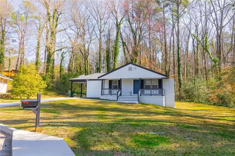 4324 Greenleaf Ln, Forest Park, GA 30297