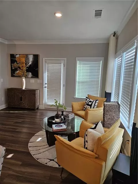 Living - 532 Barlow Pl, Grayson, GA 30017 photo 1 of 2
