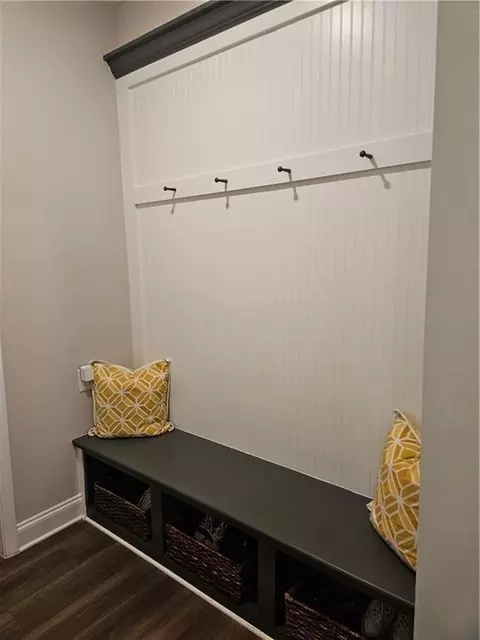 Entry Way - 532 Barlow Pl, Grayson, GA 30017 photo 1 of 2