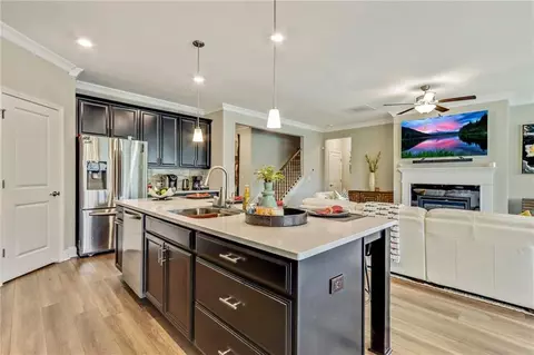 Kitchen - 532 Barlow Pl, Grayson, GA 30017 photo 2 of 2