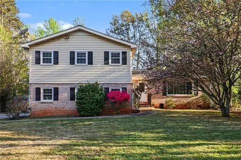 3042 Pathview Ln, Marietta, GA 30062