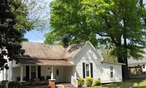 117 Summer St, Adairsville, GA 30103