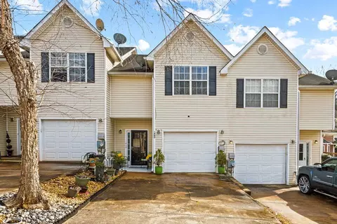 1482 Riverrock Trl, Riverdale, GA 30296