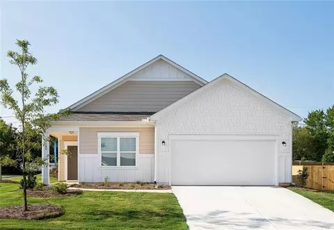 13 Crescent Blvd, Carrollton, GA 30116