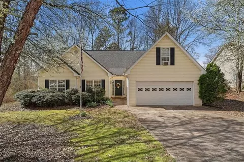 6250 Countryland Dr, Dawsonville, GA 30534