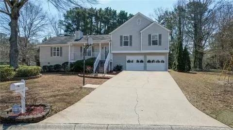 317 Winding Woods Trl, Woodstock, GA 30189
