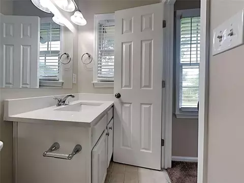551 Village Green Ct, Lilburn, GA 30047