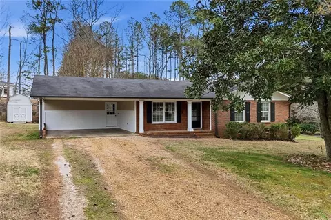 386 Mason Dr, Canton, GA 30115