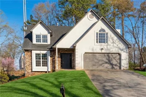 1490 Twin Bridge Ln, Lawrenceville, GA 30043