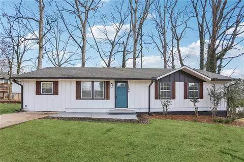 2509 Bonita Ct, Morrow, GA 30260