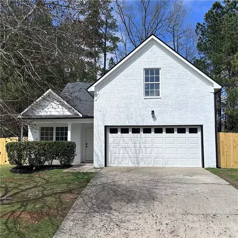 10101 Deep Creek Dr, Union City, GA 30291